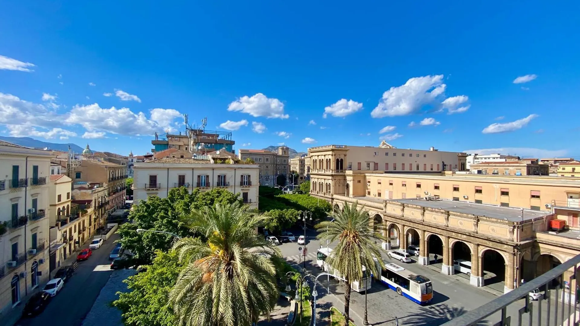 Attico Belvedere contacts